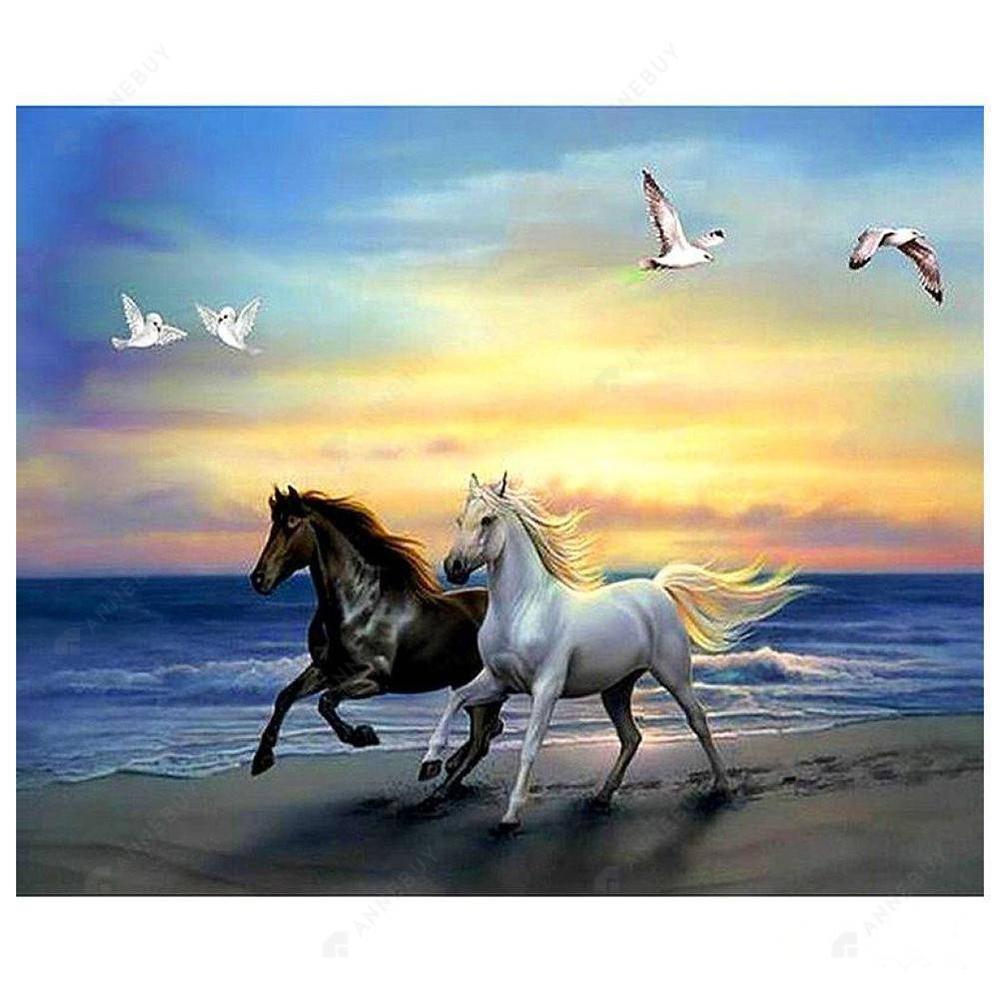 Free Horses - MyCraftsGfit - Free 5D Diamond Painting