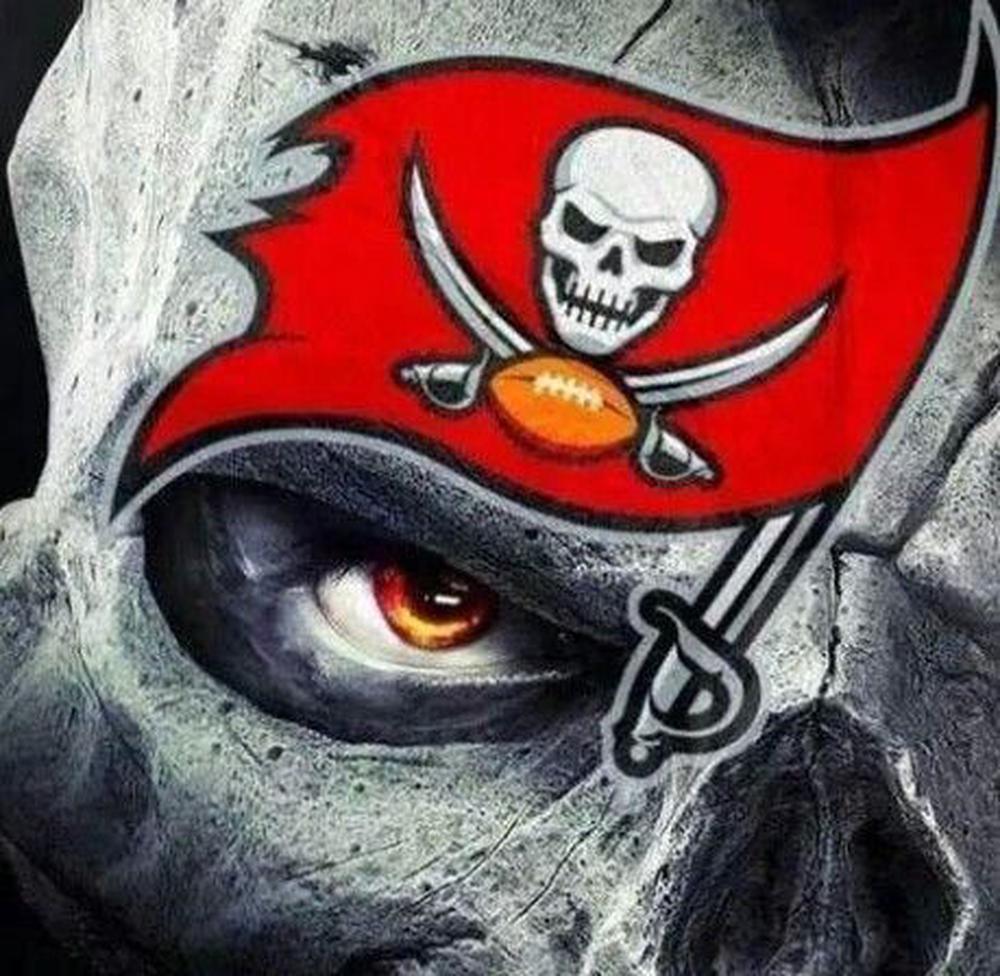 Free Tampa Bay Buccaneers - MyCraftsGfit - Free 5D Diamond Painting