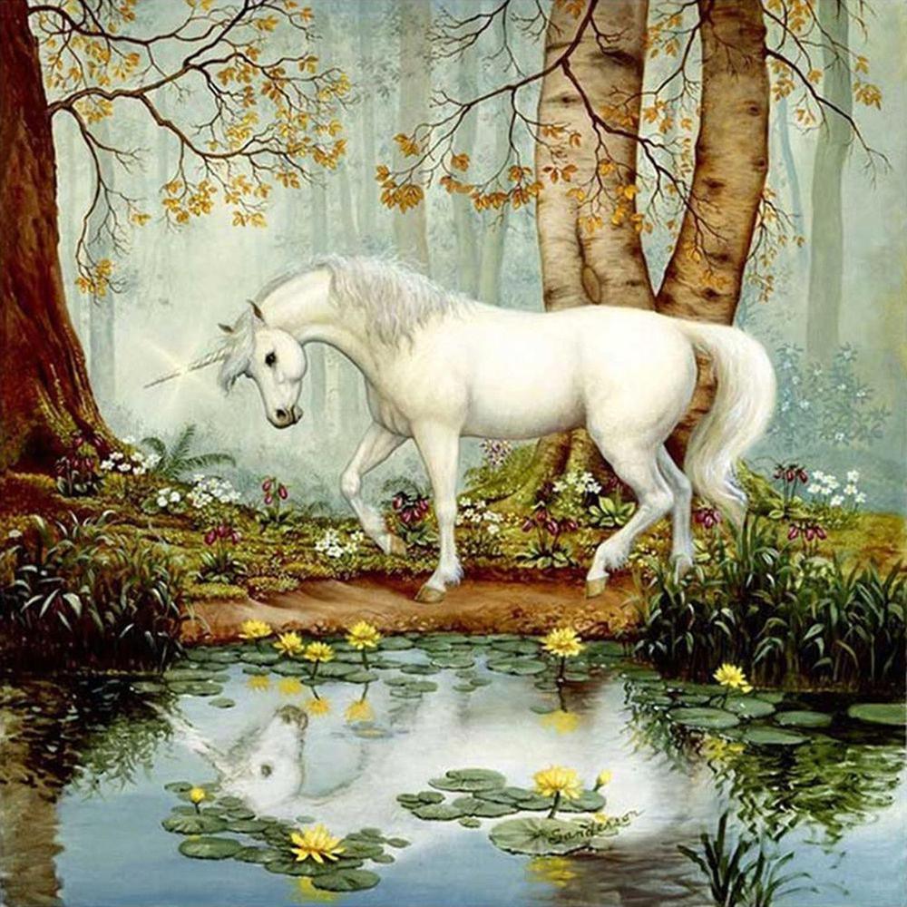 Free Unicorn - MyCraftsGfit - Free 5D Diamond Painting